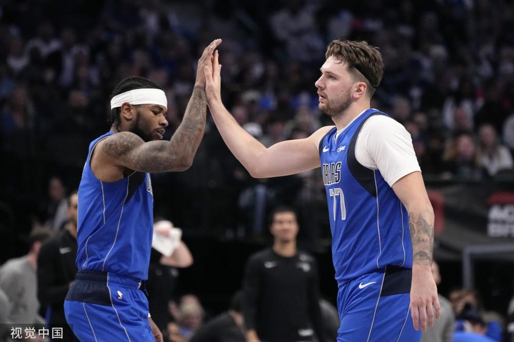 击给萨巴伦 击给萨巴伦