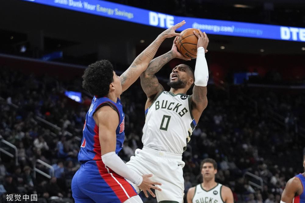 凭借丰富的 凭借丰富的